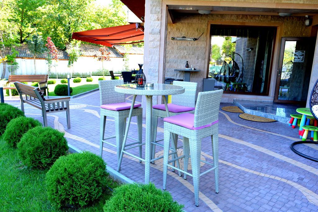 Victoriya'S House Hotel Hisarya Exterior foto